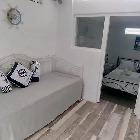 Mykonian Classy Cycladic 5 Mins To Ornos Beach! Appartamento